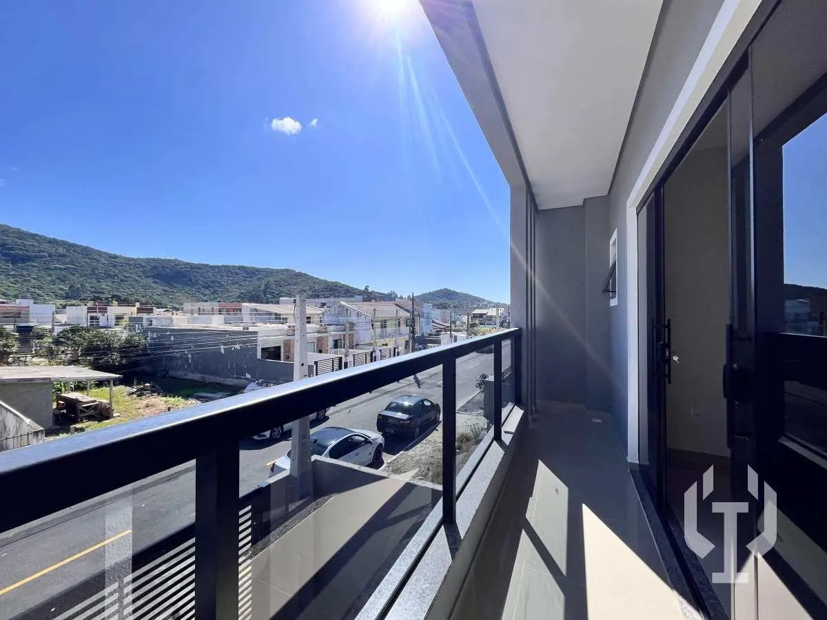 Imagem Sobrado Novo à Venda em Morretes - Itapema/SC