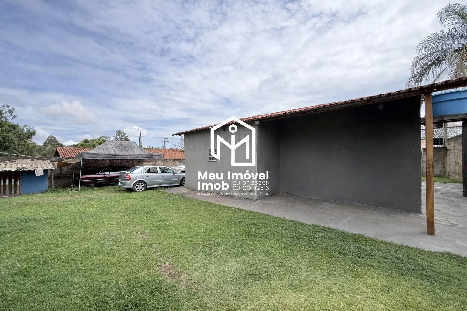 Imagem Casa 2 Quartos 1 Suíte 6 Vagas 95m² Arniqueiras/DF