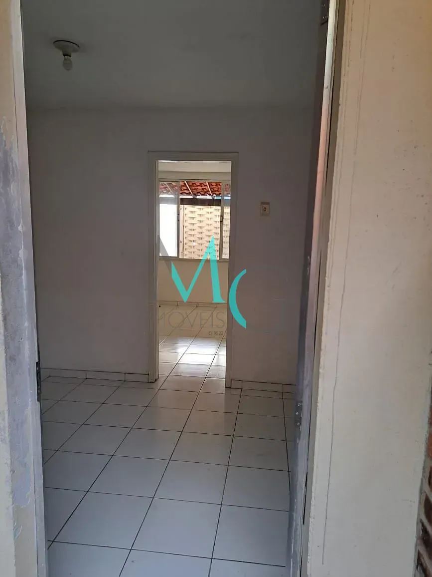 Imagem Casa Geminada de 2 Quartos no Condomínio das Laranjeiras - Santíssimo: Conforto e Segurança em Excelente Localização