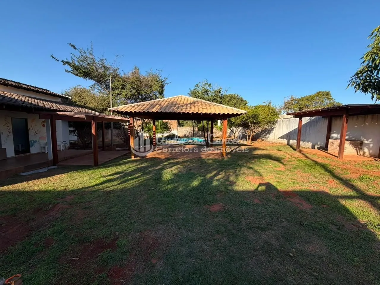 Imagem Chácara com 2 dormitórios à venda, 1114 m² por R$ 400.000,00 - Estância Vila Azul - São José do Rio Preto/SP