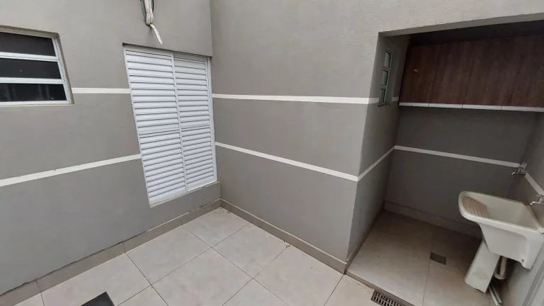Imagem Casa com 3 dormitórios para alugar, 90 m² por R$ 4.462,00/mês - Terras de Santa Bárbara - Santa Bárbara D'Oeste/SP