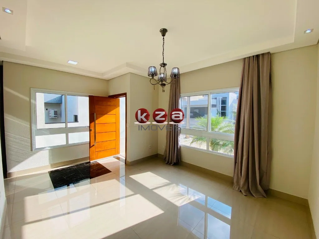 Imagem Casa para locação em condomínio exclusivo de Valinhos-SP, 3 quartos, 3 suítes, 3 salas, 5 banheiros, 6 vagas, 242m². Lenheiro