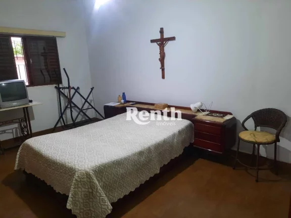 Imagem Casa com 3 dormitórios à venda, 177 m² por R$ 470.000,00 - Santa Cruz - Rio Claro/SP