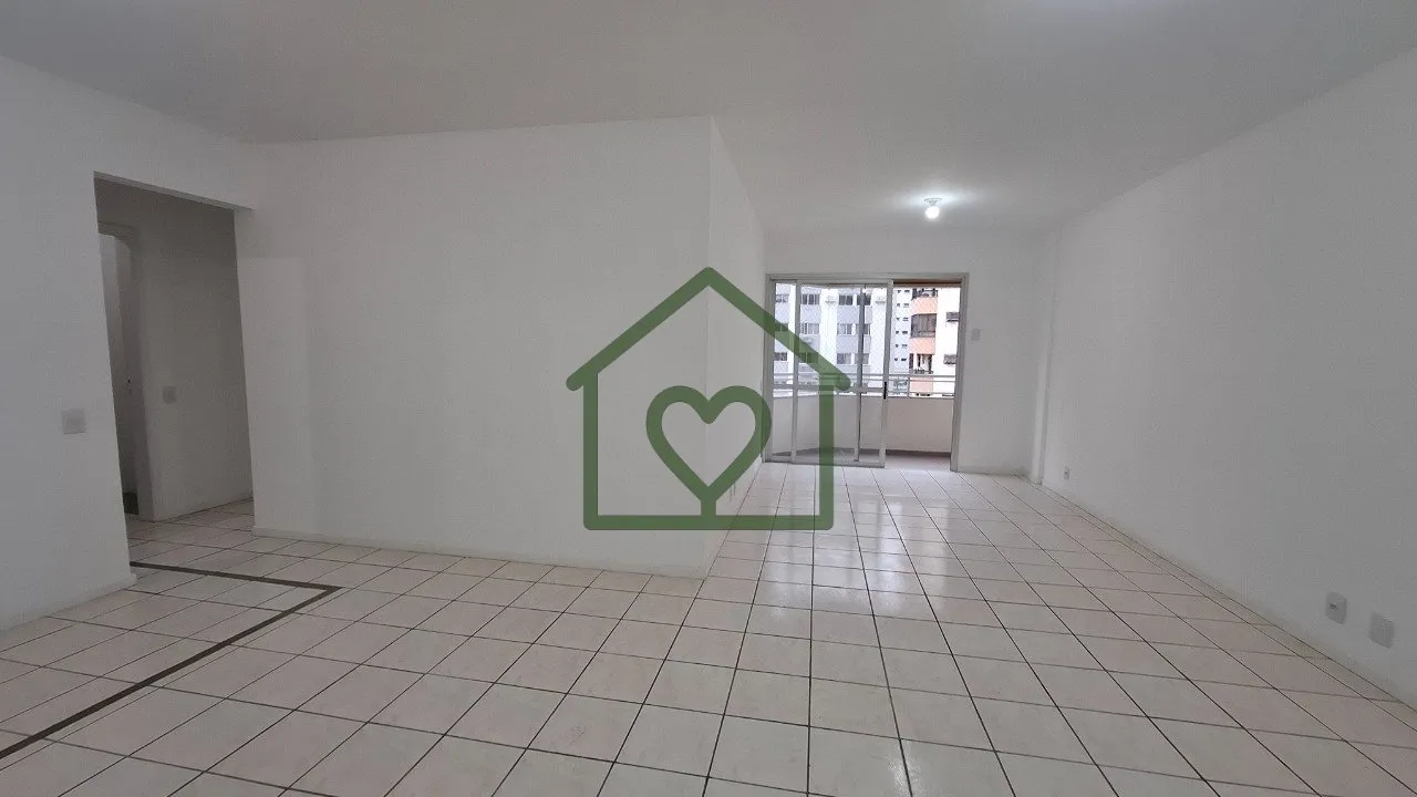 Imagem O mais barato do Condomínio! Oportunidade! Apartamento 3 dormitórios no centro de Florianópolis, ...