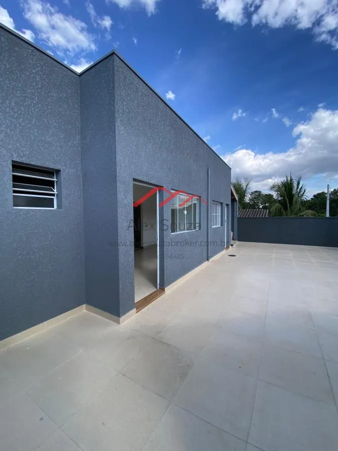 Casa para Venda em Sumaré, Conjunto Habitacional Angelo Tomazin, 2 dormitórios, 1 suíte, 1 banheiro, 4 vagas