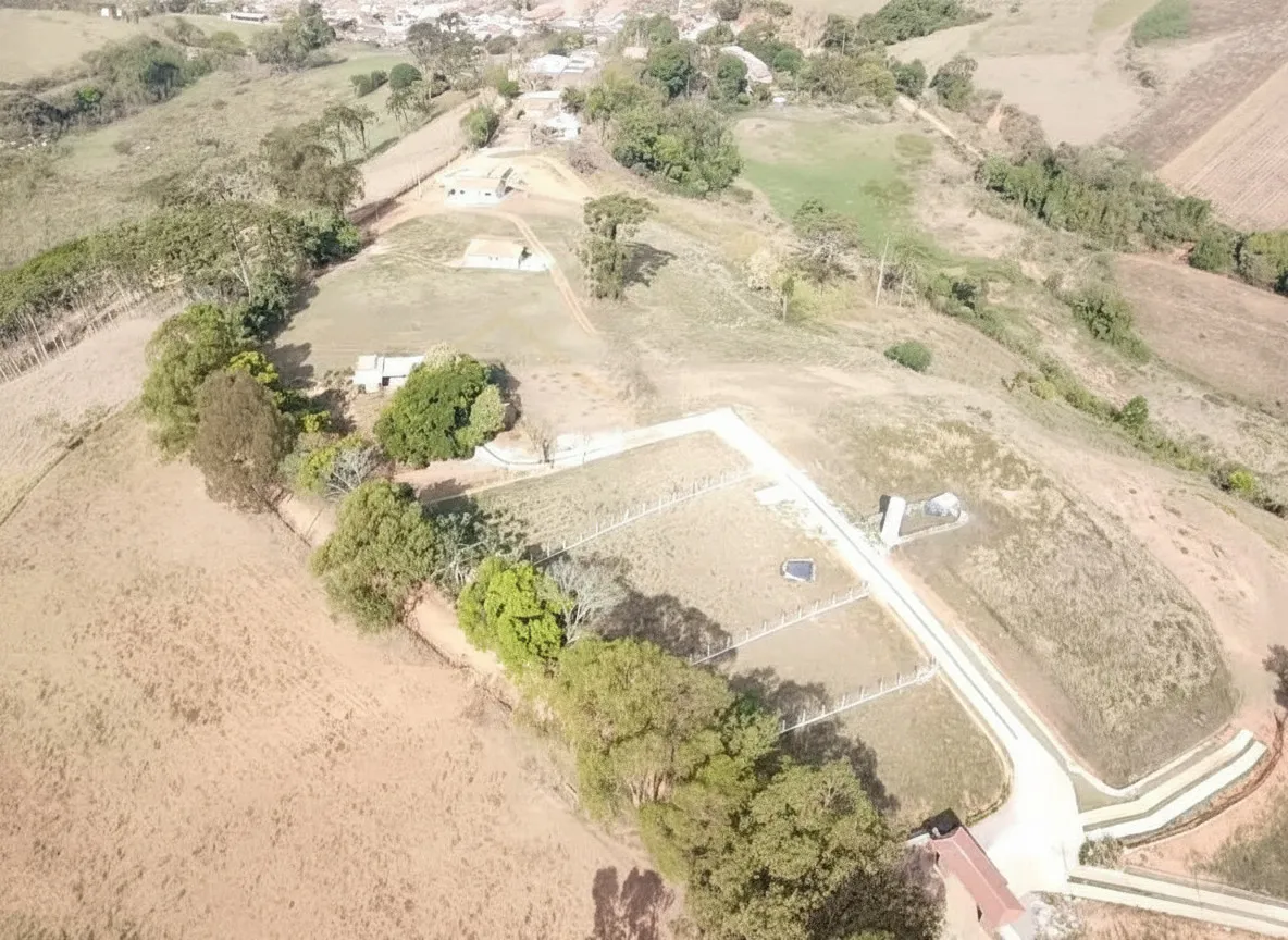 Imagem Terreno 631 m² à venda em Campestrinho, Divinolândia