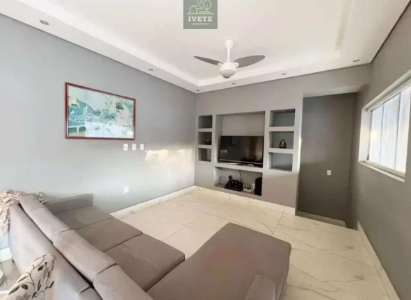 Imagem VENDO AMPLA CASA COM LINDA VISTA PARA AS MONTANHAS NA CIDADE DE SOCORRO-SP!!️
