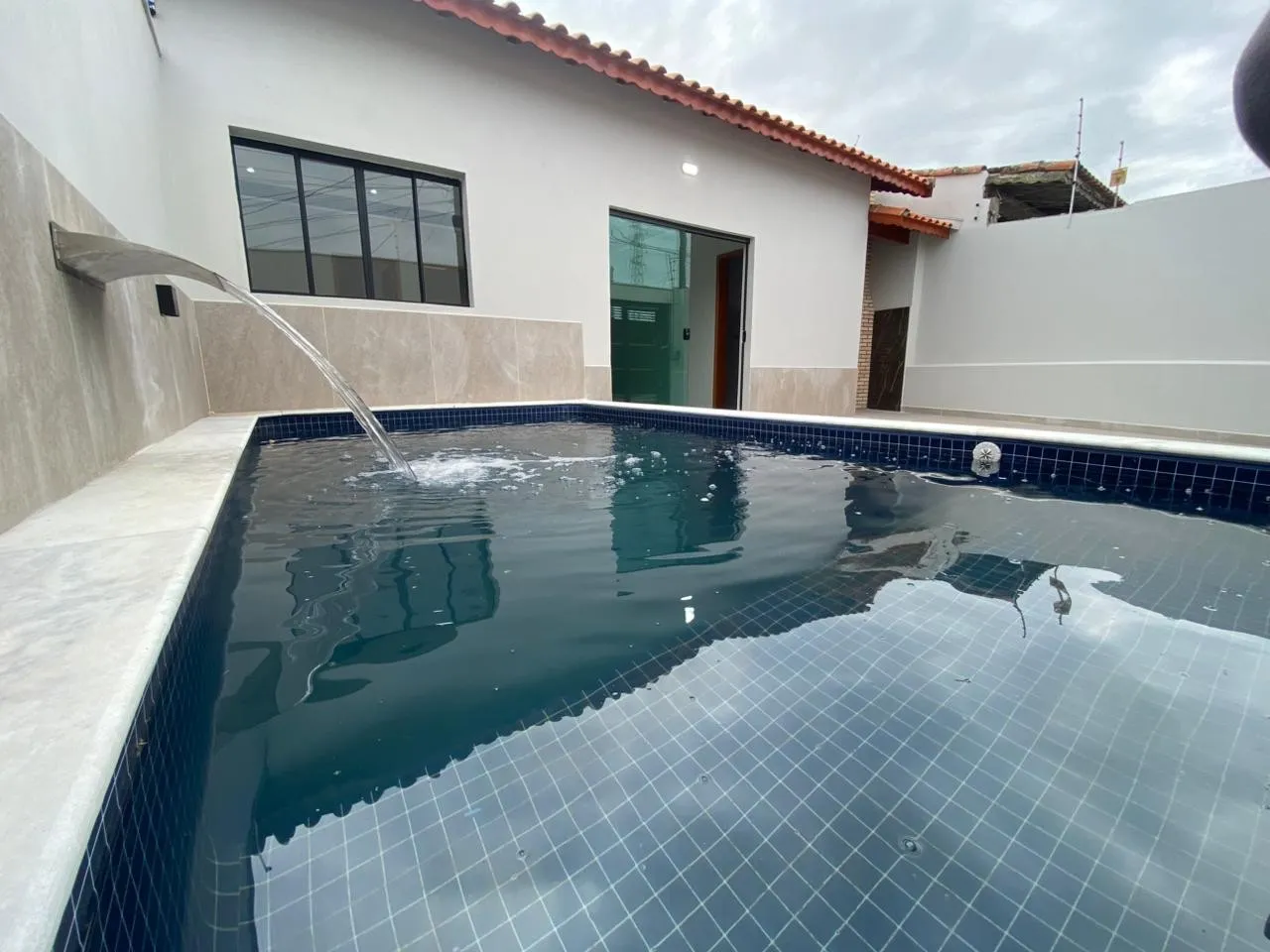 Imagem Casa para Venda em Mongaguá, Agenor de Campos, 3 dormitórios, 1 suíte, 1 banheiro, 2 vagas