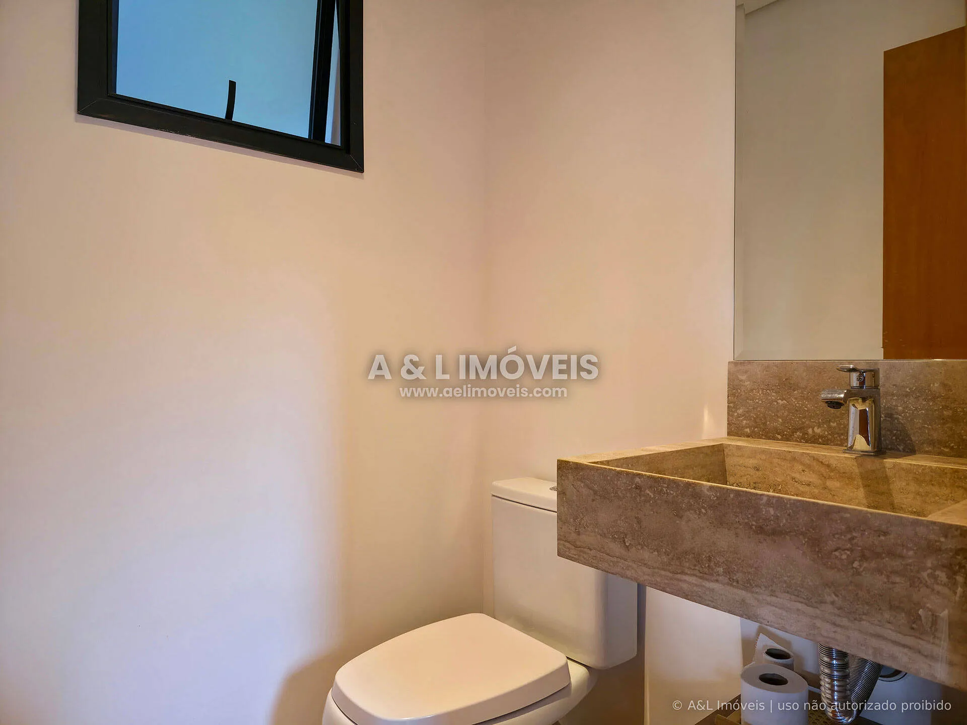 Imagem Casa em Condomínio | Campos do Jordão | 4 Suítes e Porteira Fechada