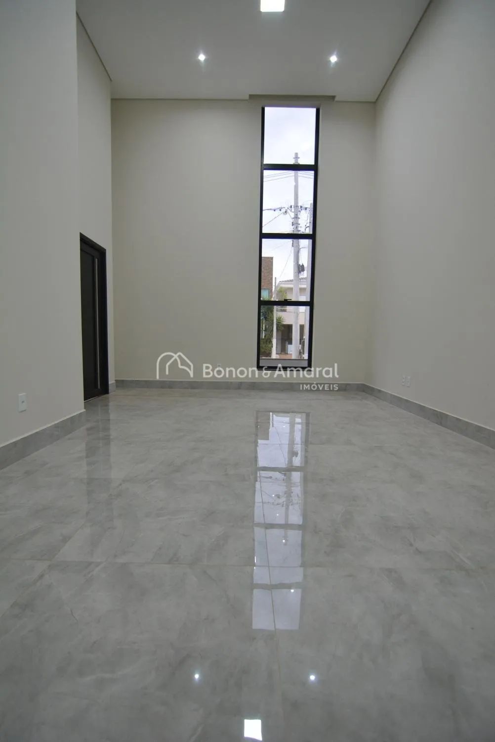 Imagem Casa térrea nova de 3 suítes à venda no Condomínio Reserva Real - Paulínia/SP.