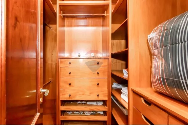 Imagem Casa de Luxo com 4 Suítes e 10 vaga à Venda - 788 m² Jd dos Estados