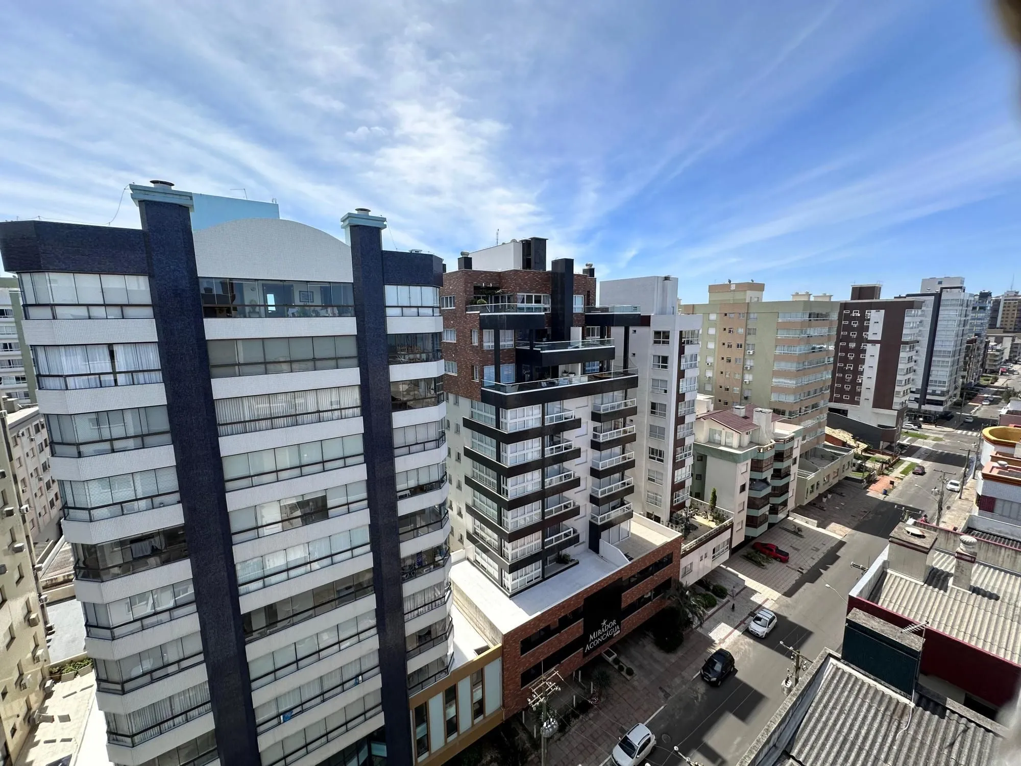 Imagem ️ BELÍSSIMO APARTAMENTO MOBILIADO EM CAPÃO DA CANOA