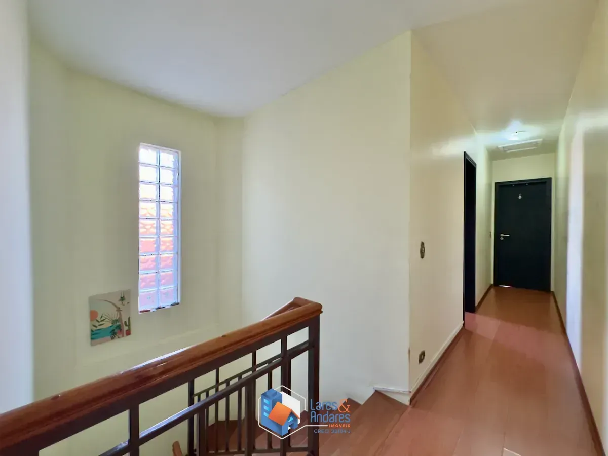 Imagem Sobrado para venda em Vila Marari com 3 quartos, sendo 3 suítes, 157m²