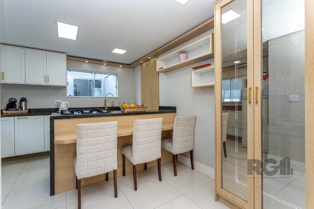 Imagem Casa sobrado no bairro Santo Antônio de 3 dormitórios e 3 vagas