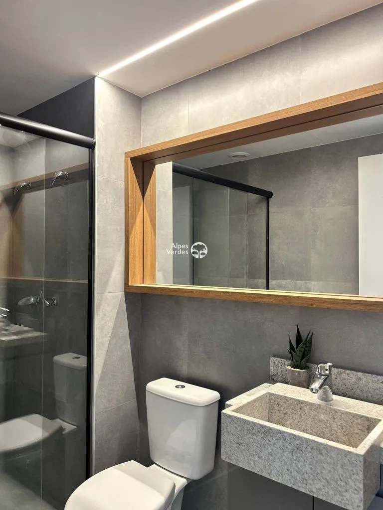Imagem Vende-se apto mobiliado em Porto Alegre- 1 Quarto- R$550.000,00