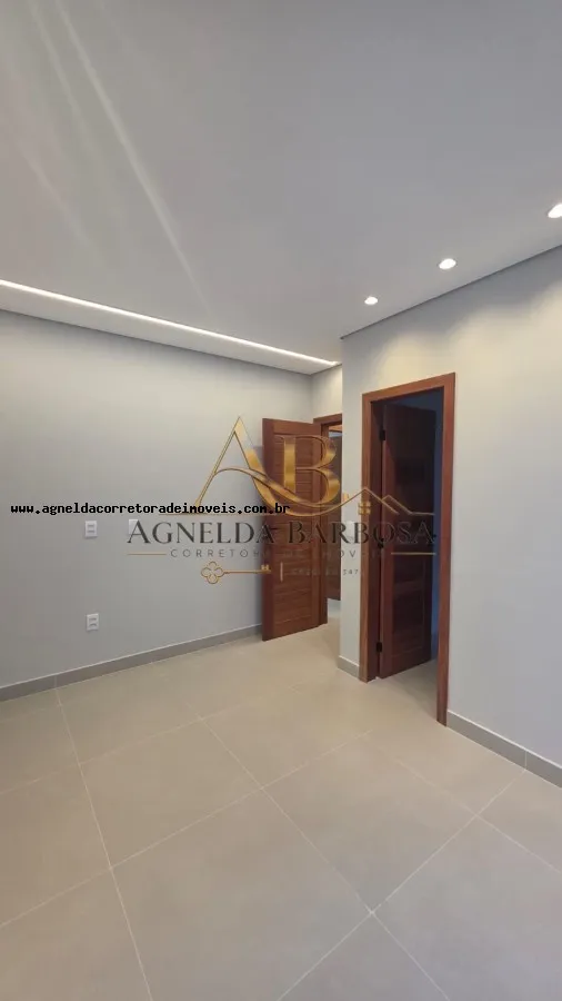Imagem Casa para Venda em Parnamirim, Parque das Nações, 3 dormitórios, 3 suítes, 4 banheiros, 2 vagas