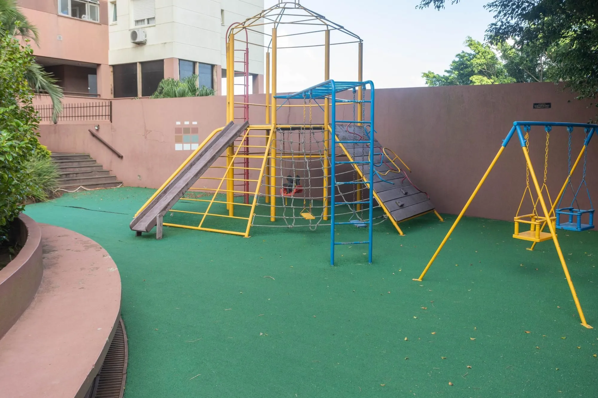 Imagem 3 dormitórios - 96m² privativos - junto ao Iguatemi