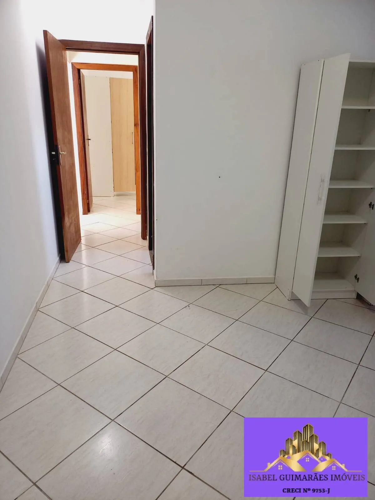 Imagem Vendo Apartamento, 02 Quartos Sendo Uma Suíte, no Gravatá de Navegantes