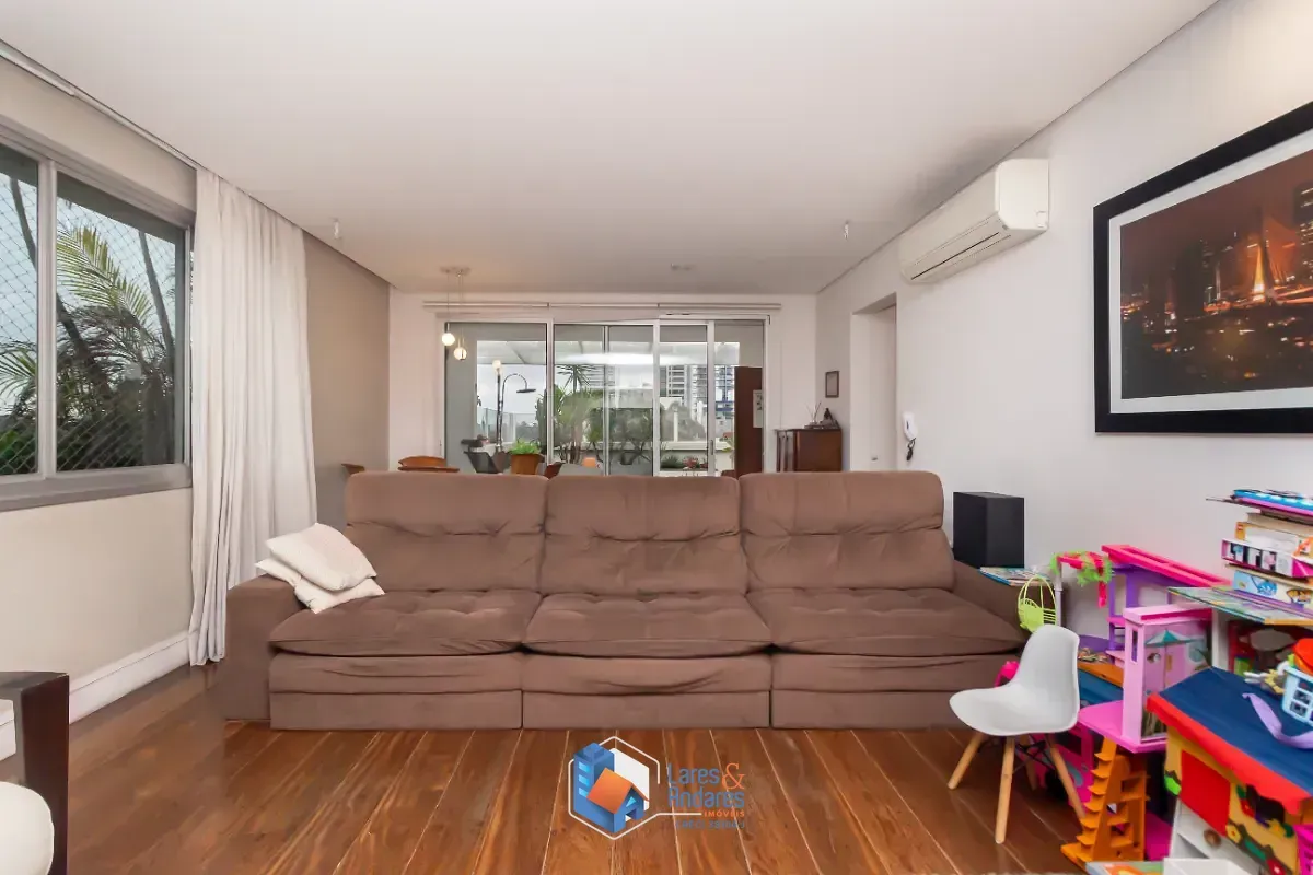 Imagem Cobertura para venda em Campo Belo com 2 quartos, sendo 1 suíte, 191m²