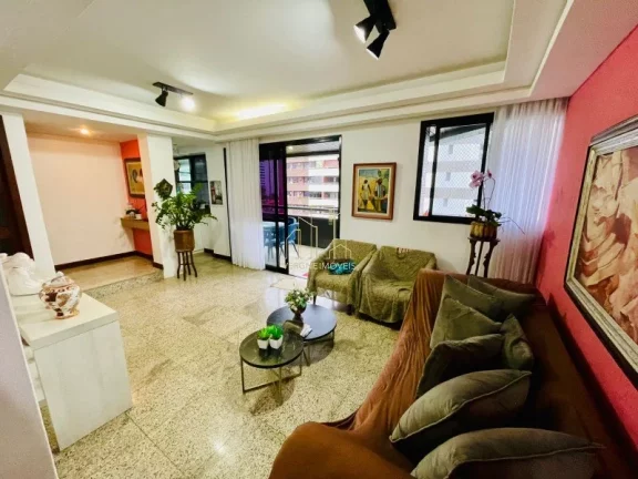 Imagem Apartamento bem localizado e amplo com três quartos a venda na Pituba