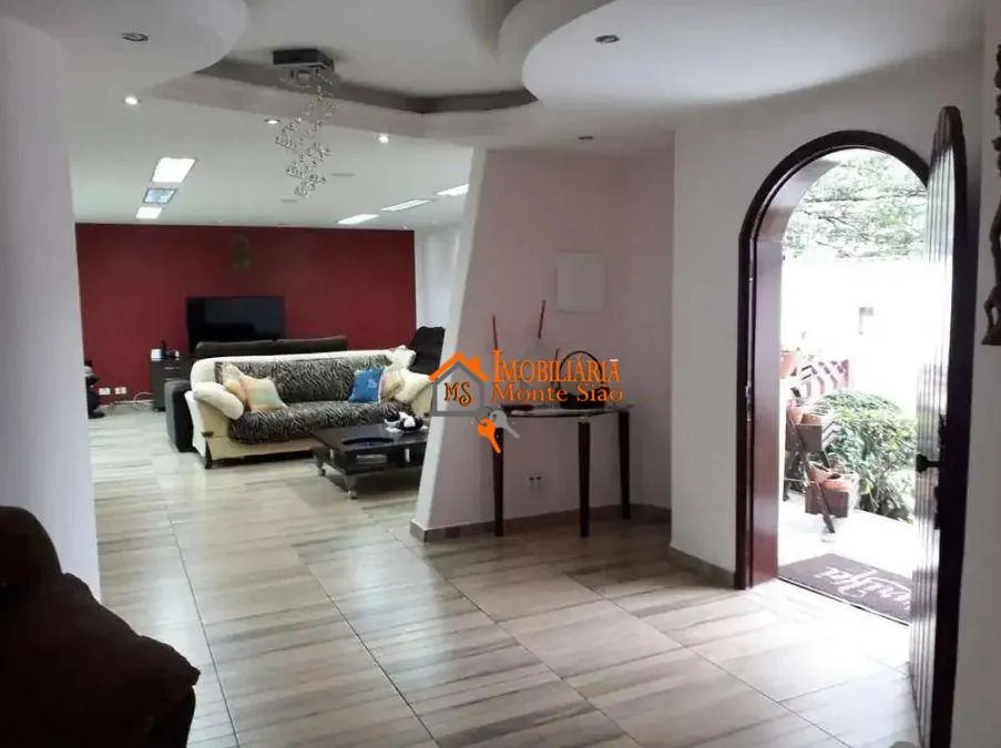 Imagem Sobrado com 5 dormitórios à venda, 492 m² por R$ 4.770.000 - Maia - Guarulhos/SP