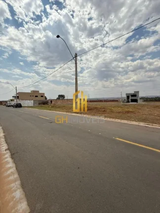 Imagem Condomínio Solaris LagunaÀs margens da GO- 020 Senador Canedo 3 Lotes lado a lado 300,00 MetrosVen...