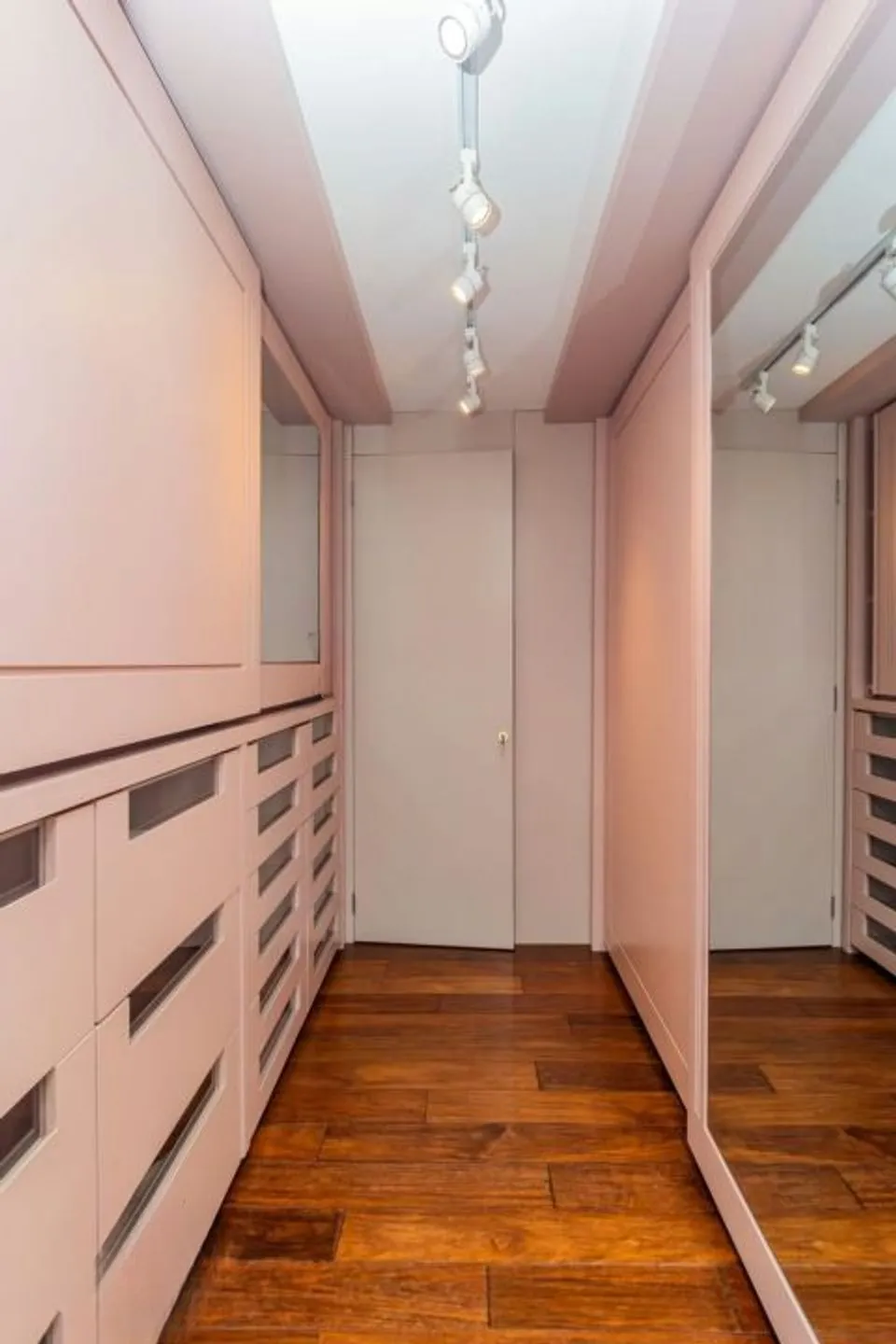 Imagem Apartamento de 3 dormitórios à venda em Bela Vista, Porto Alegre.