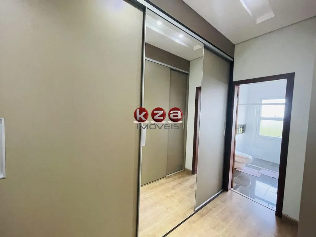Imagem Casa de luxo no Condomínio Terras de Santa Teresa em Vinhedo, com 4 suítes, 3 salas e 350m² de área privativa. Venha conferir!
