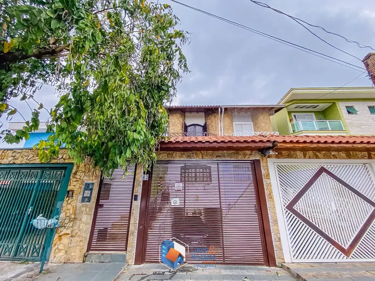 Imagem Casa para venda em Parque São Domingos com 3 quartos, sendo 3 suítes, 222m²