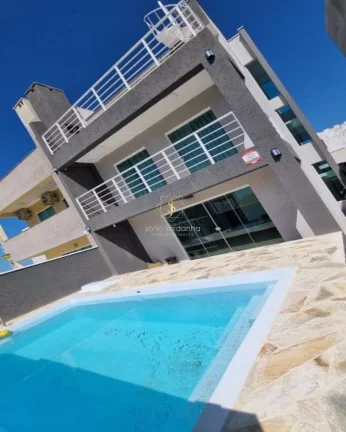 Imagem Tríplex alto padrão de frente para o mar, Bairro coroados, com piscina.