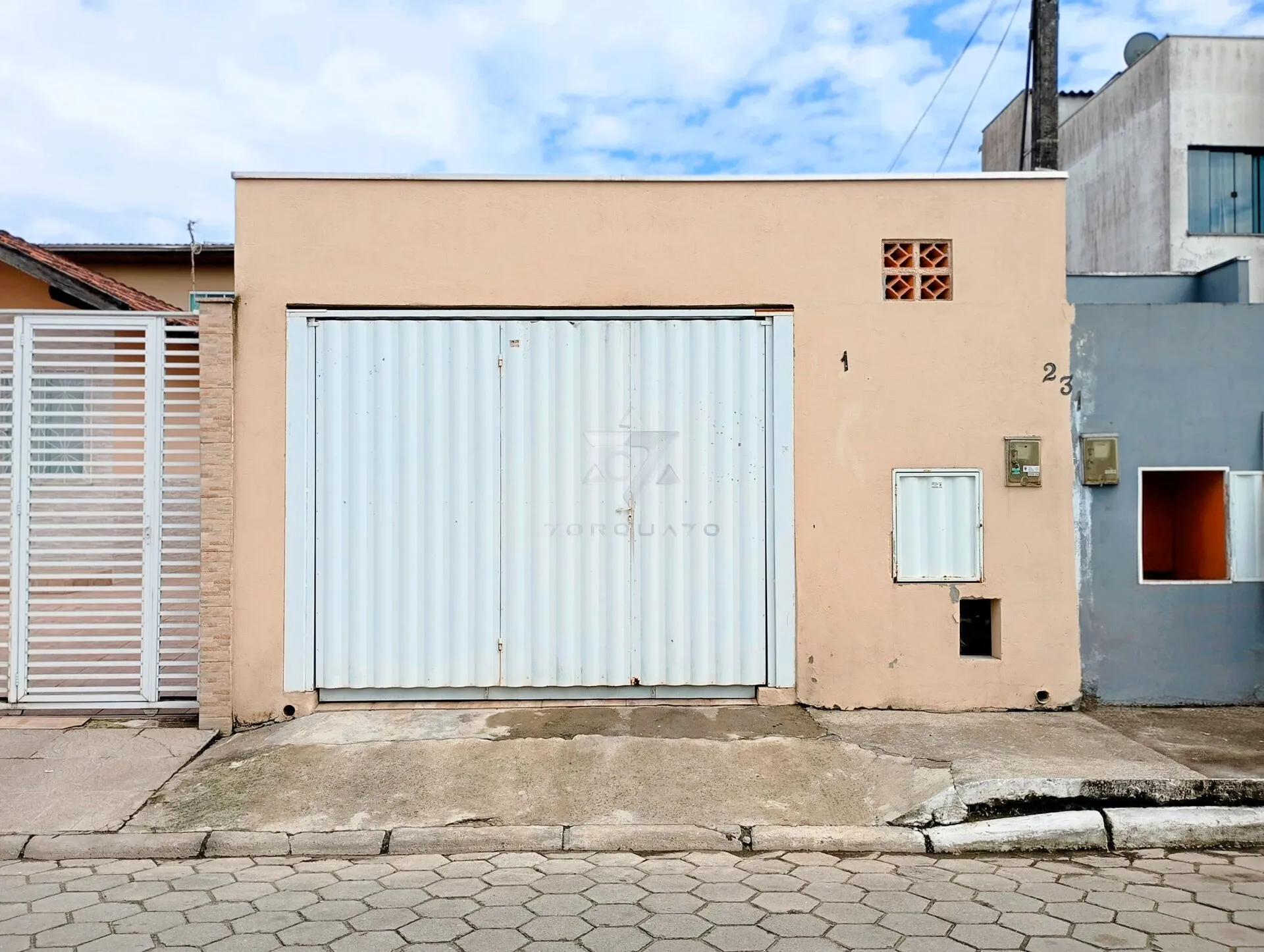 Foto do imóvel Casa no Santa Regina: Oportunidade de Sair do Aluguel em Itajaí