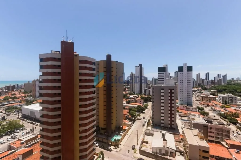 Imagem Apto com 4 vagas de garagem - 110m² - 3 quartos + DCE - em Manaíra, João Pessoa/PB