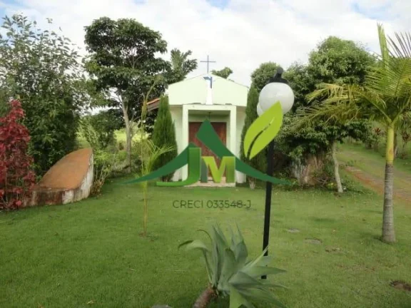 Imagem Lindo sítio à Venda em Piracaia no asfalto