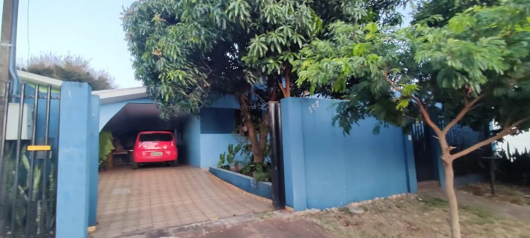 Imagem Casa à venda em Santos Dumont, Cascavel - 130m² - Churrasqueira e Closet