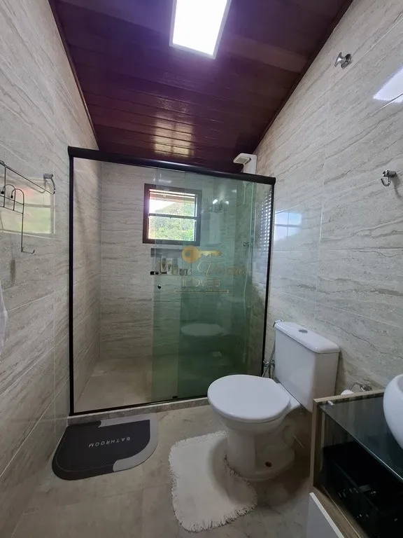 Imagem Sítio para Venda em Teresópolis / RJ no bairro Pessegueiros
