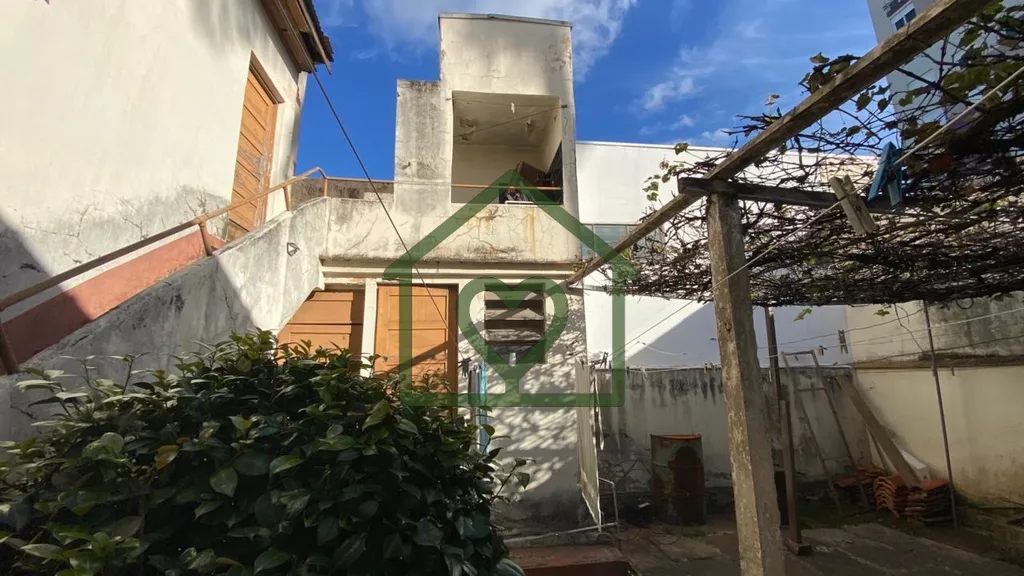 Imagem Oportunidade de negócio! Casa em alvenaria, 138,00m2 de área construída. São 3 amplos dormitóri...