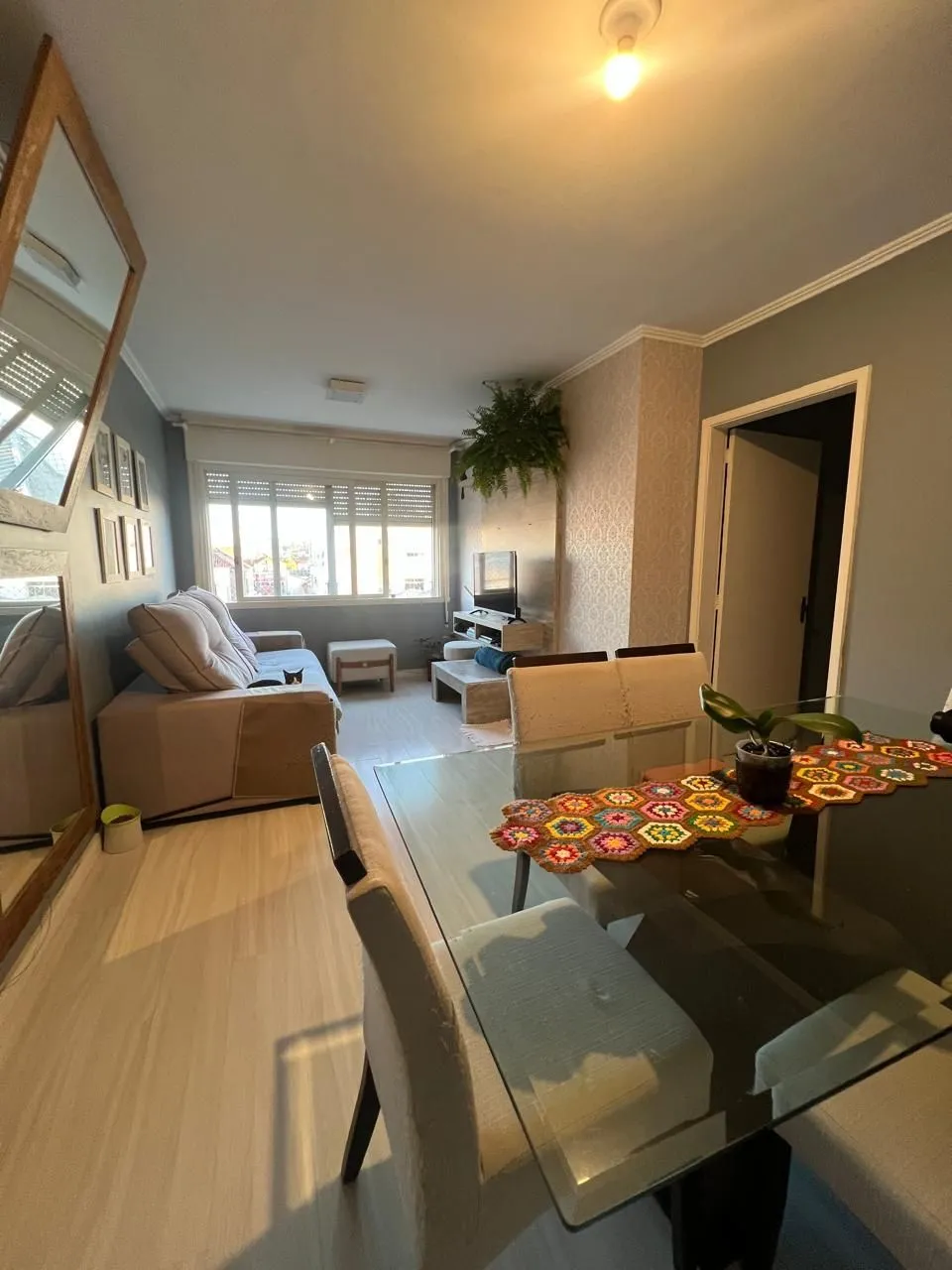 Imagem Apartamento de 3 Dormitórios no Menino Deus - Último Andar, com Suíte e Vaga Coberta!