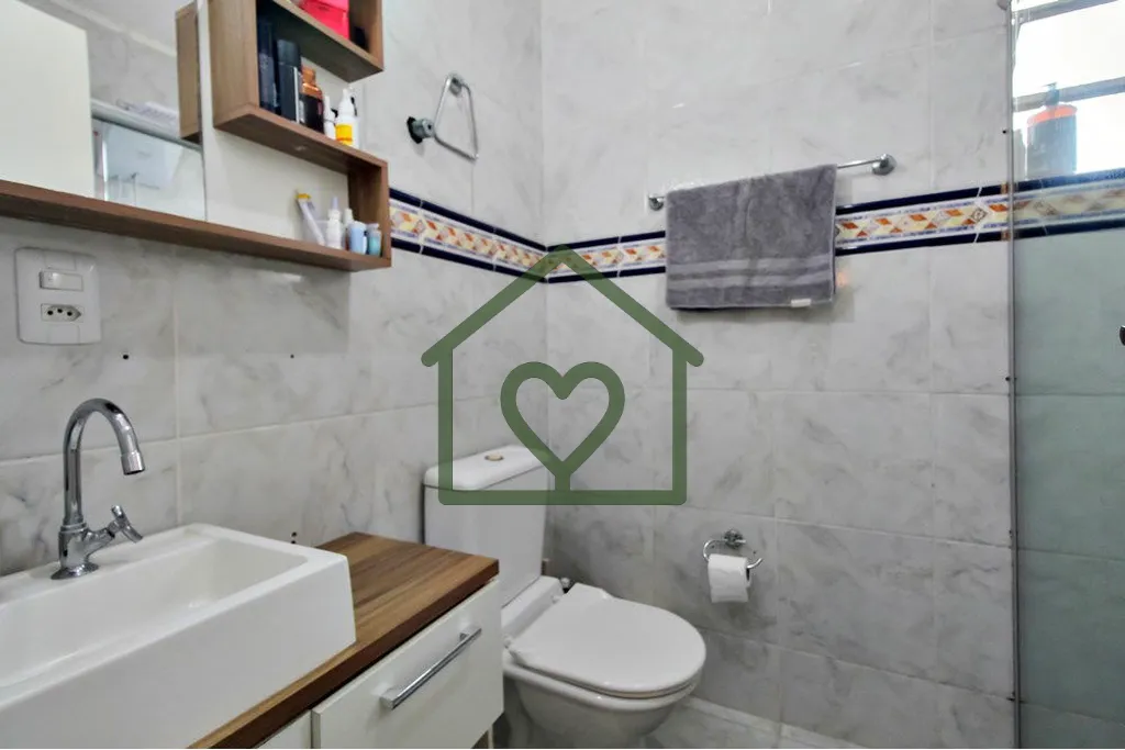 Imagem Este NÃO É um apartamento comum. Em um prédio de construção tradicional e sólida na Av. Otto N...