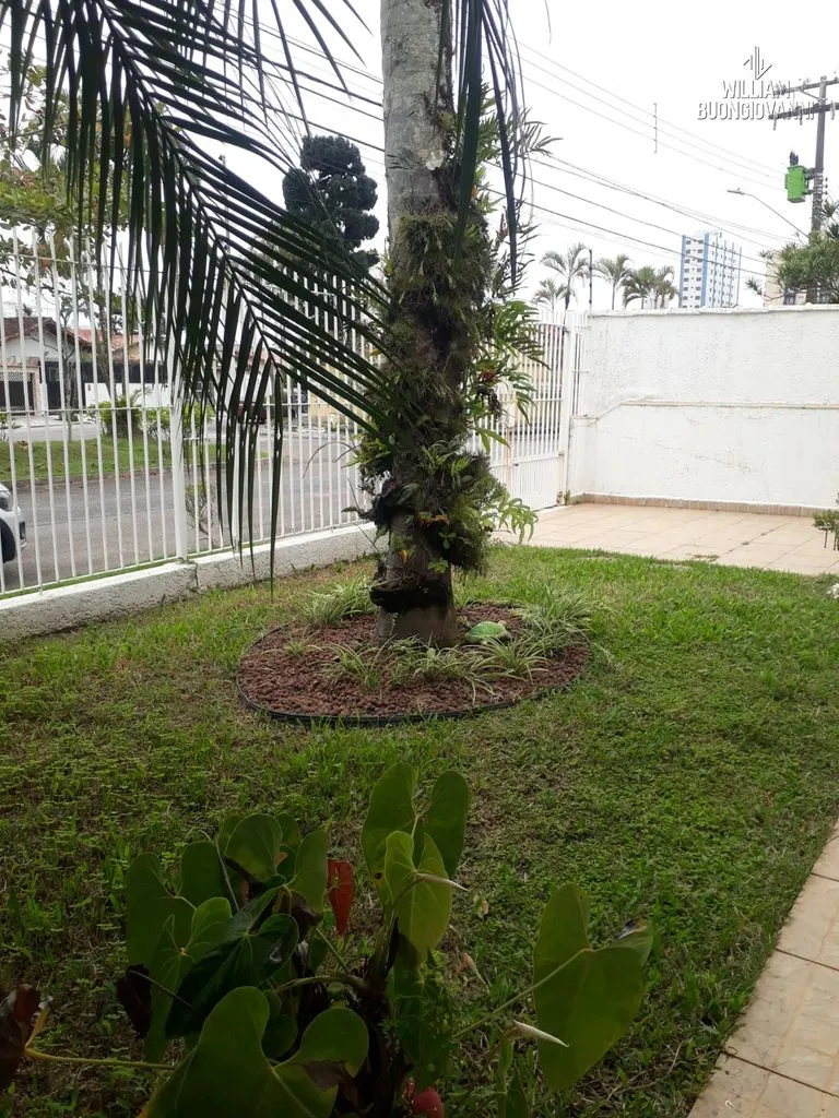 Imagem Casa Térrea Individual, 2 Quartos com Piscina Edícula com mais 2 suítes