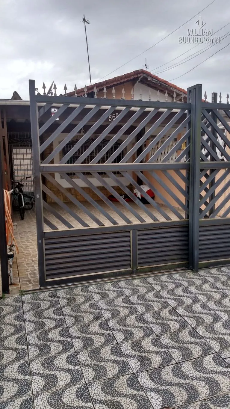 Imagem Casa térrea 2 dormitórios sendo 1 suíte no bairro CAIÇARA