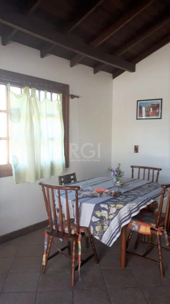 Imagem Casa para Venda - 165.65m², 3 dormitórios, sendo 1 suites, 2 vagas - Vila Nova