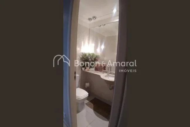 Imagem Este espaçoso apartamento está localizado no desejado Loteamento Alphaville Campinas, oferecendo u...