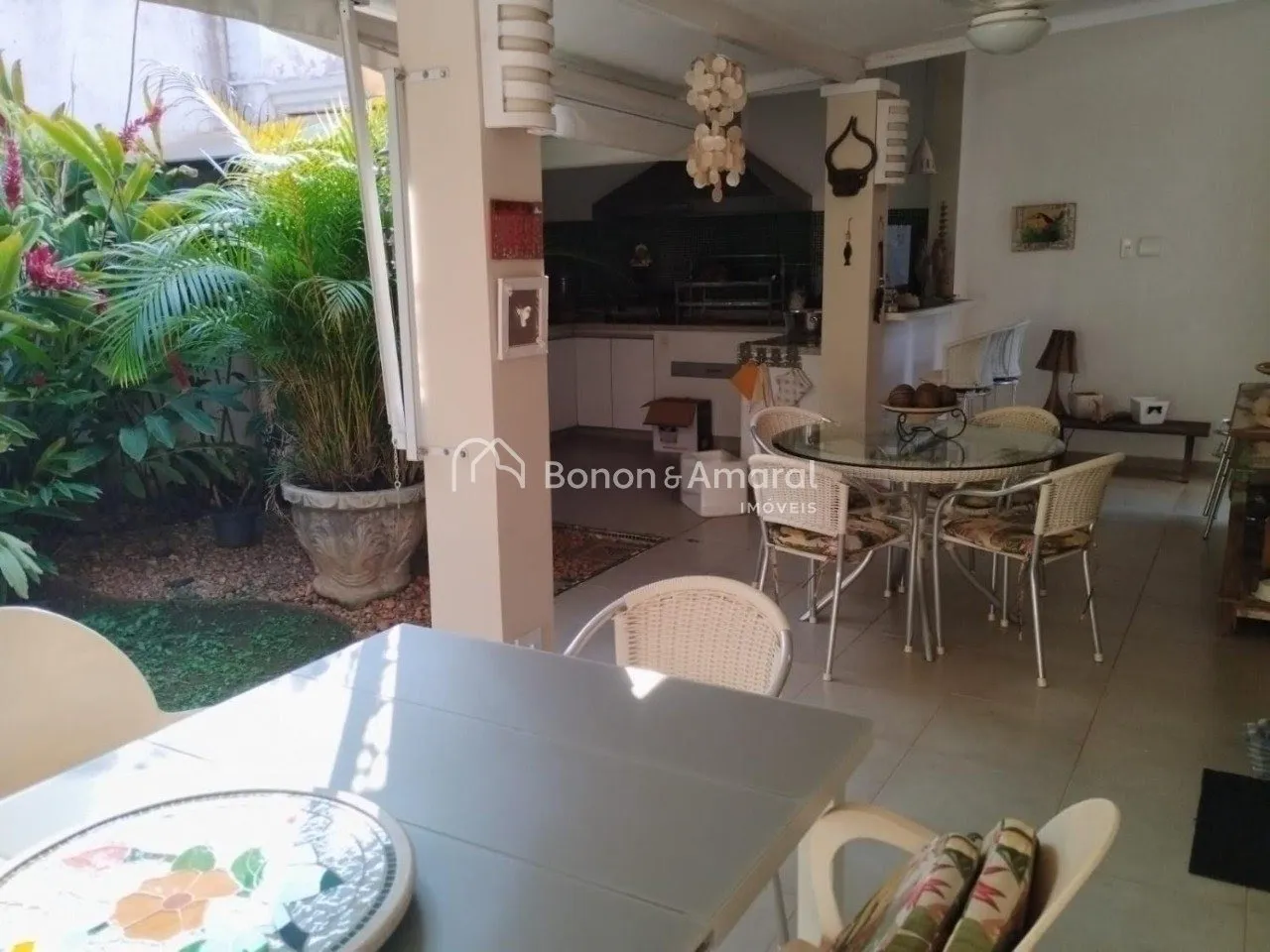 Imagem Casa à venda com 220 m2 e 3 quartos no Parque Imperador em Campinas/SP