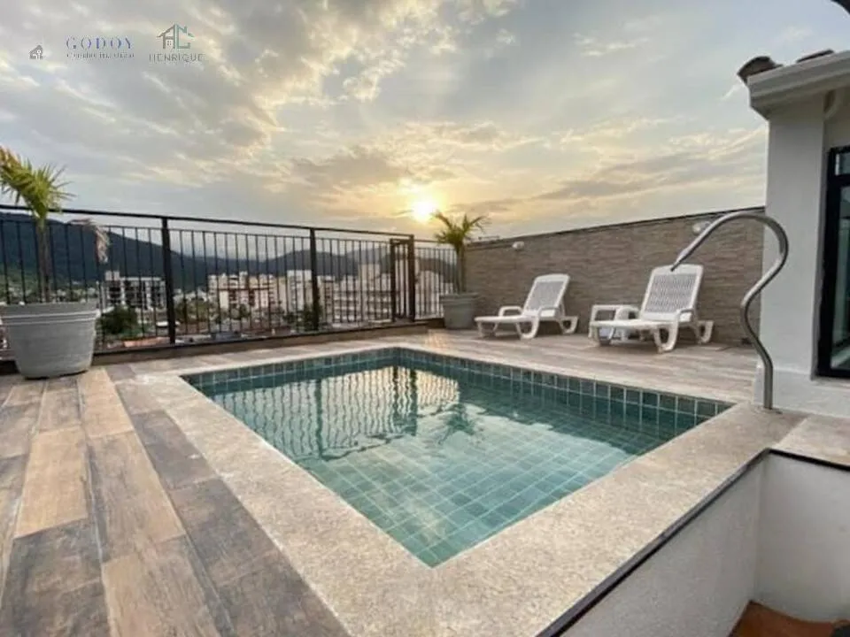Foto do imóvel Cobertura Exclusiva com Piscina Privativa no Centro de Ubatuba - 169 m²