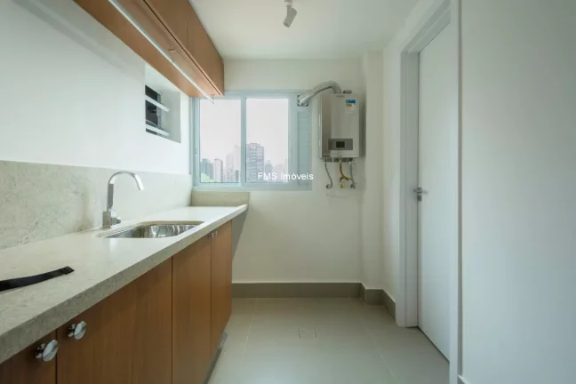 Imagem Apartamento à venda no bairro Itaim Bibi com 2 suítes, 1 vaga, 80m².