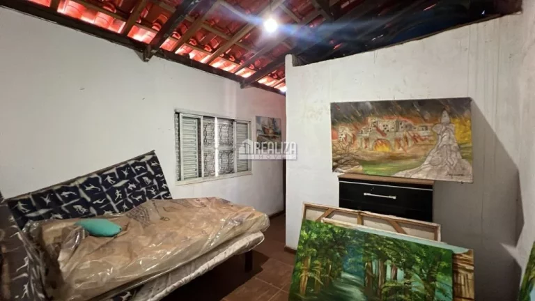 Imagem Casa no Leblon para venda e locação, Uberaba: 4 dormitórios, suíte, 3 salas