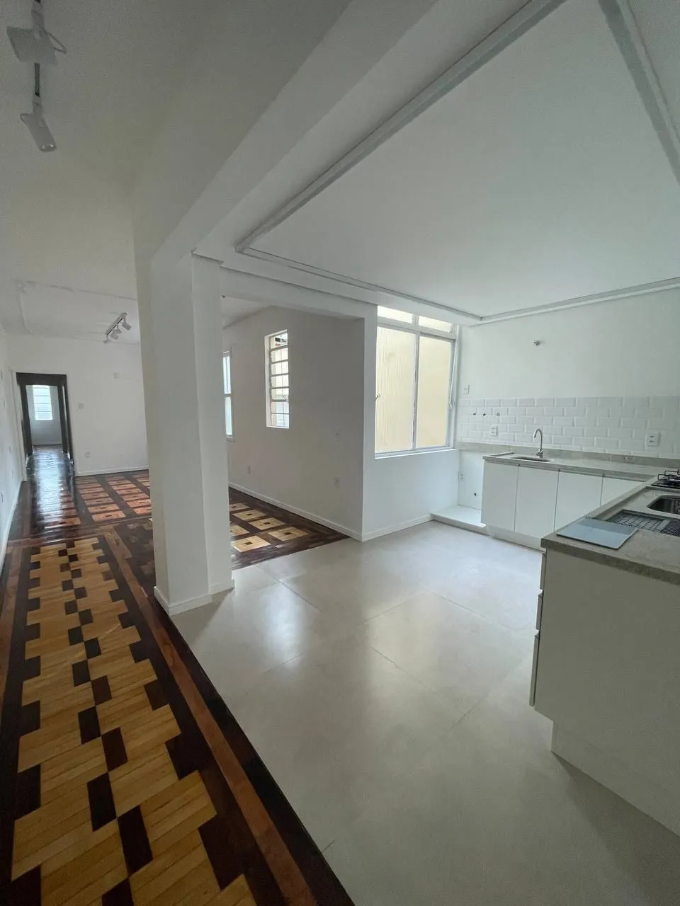 Imagem Apartamento 03 dormitórios Centro.