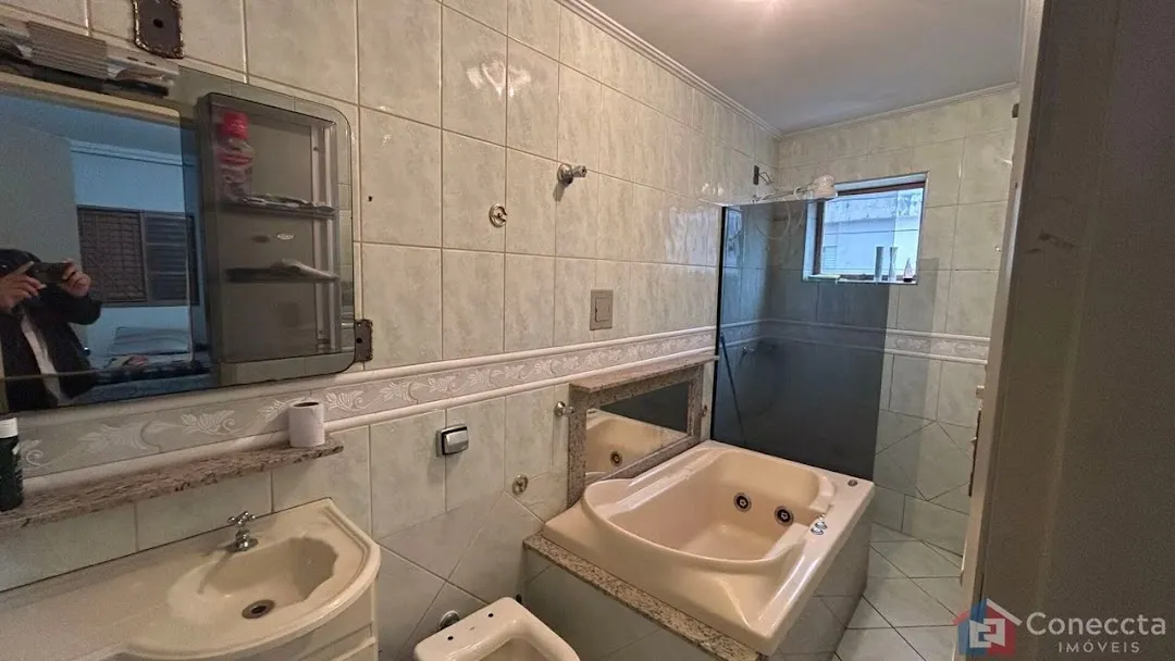Imagem Apartamento com 3 dormitórios à venda, 112 m² por R$ 290.000,00 - Centro - Presidente Olegário/MG