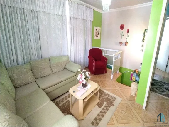 Imagem Casa a venda c/ amplo terreno, 05 quartos c/suíte no Santa Cândida/Boa Vista em Curitiba Pr