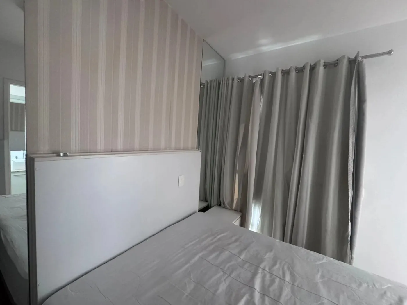 Imagem Apartamento para Venda em São Paulo, Barra Funda, 2 dormitórios, 1 suíte, 2 banheiros, 1 vaga